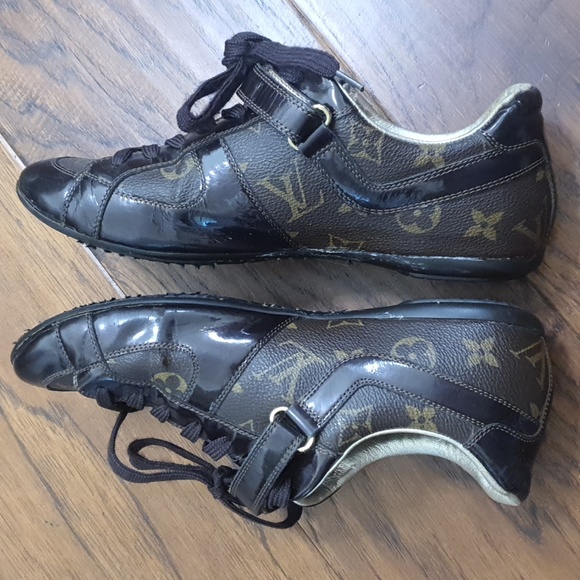 Auth🤎  LOUIS VUITTON Monogram Sneakers shoe 👞 👞W/ LV Dustbag included - Picture 5 of 10